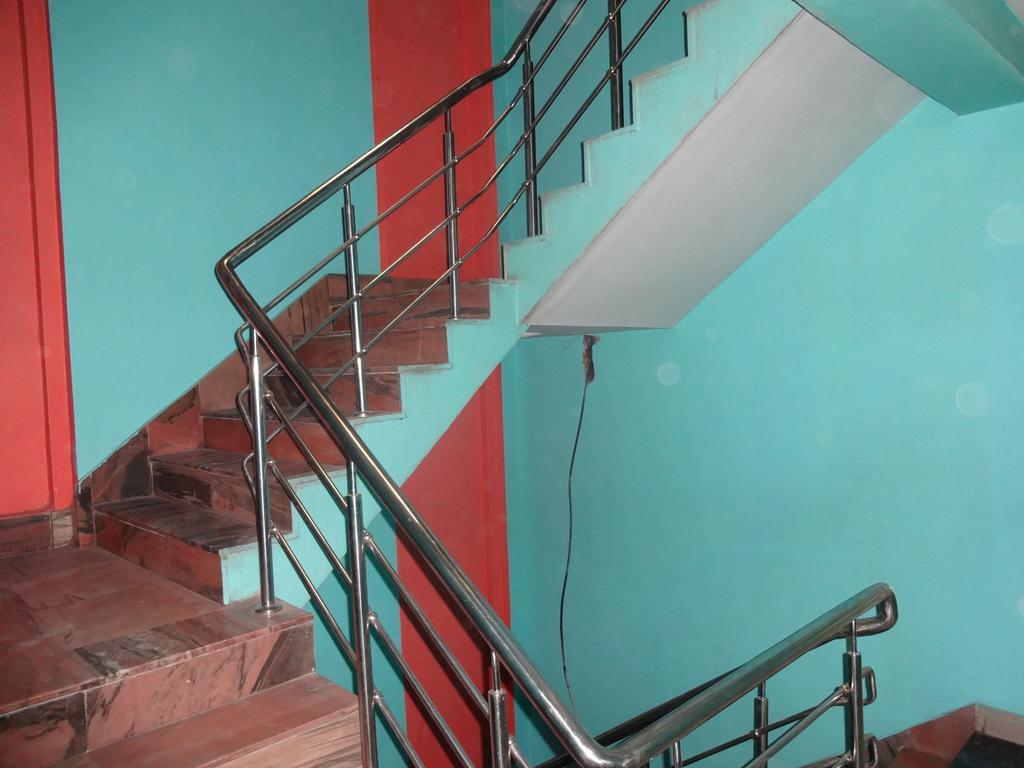 Ajatsatru Hotel Gaya Exterior foto